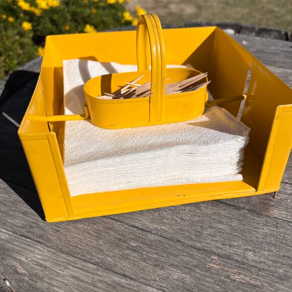 Vintage 60's Napkin Holder - Yellow Metal - Unique - Picture 9 of 9